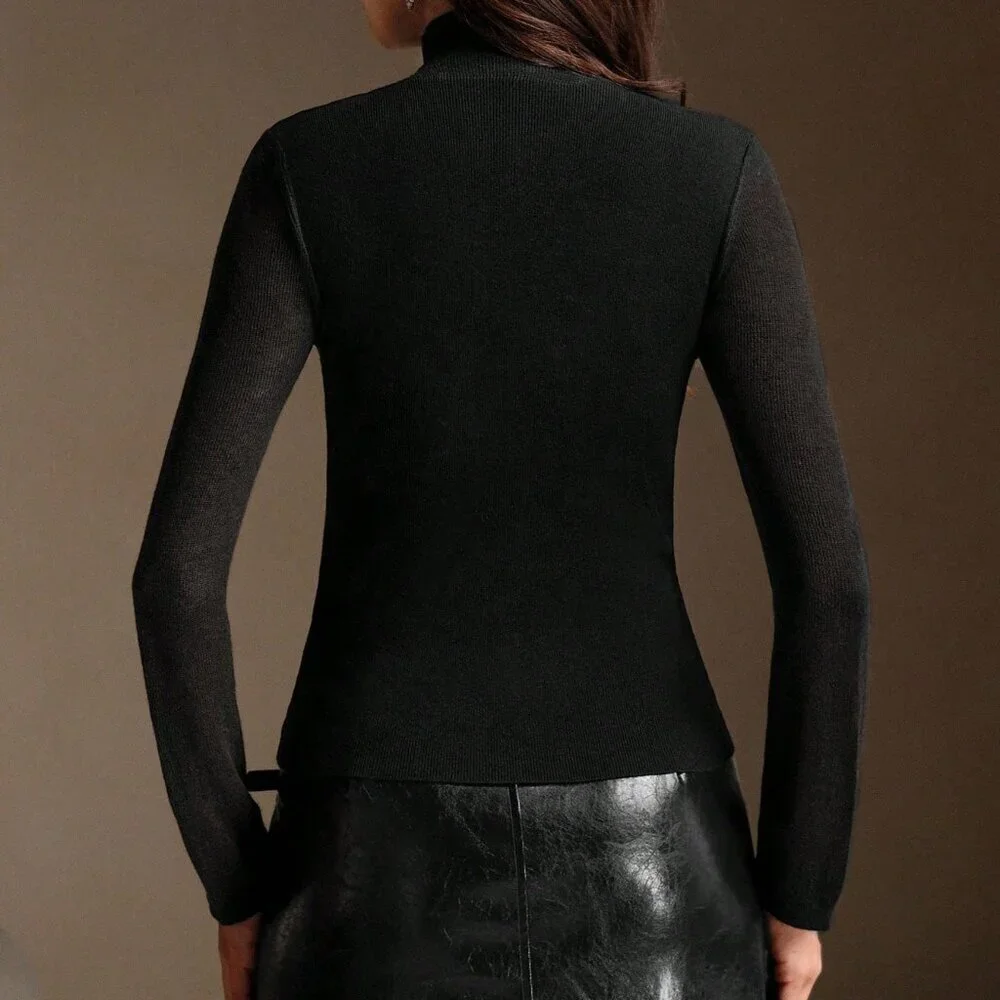 Black Elegant Women's V-Neck Knitted Slim Fit Stand Collar Sweater
